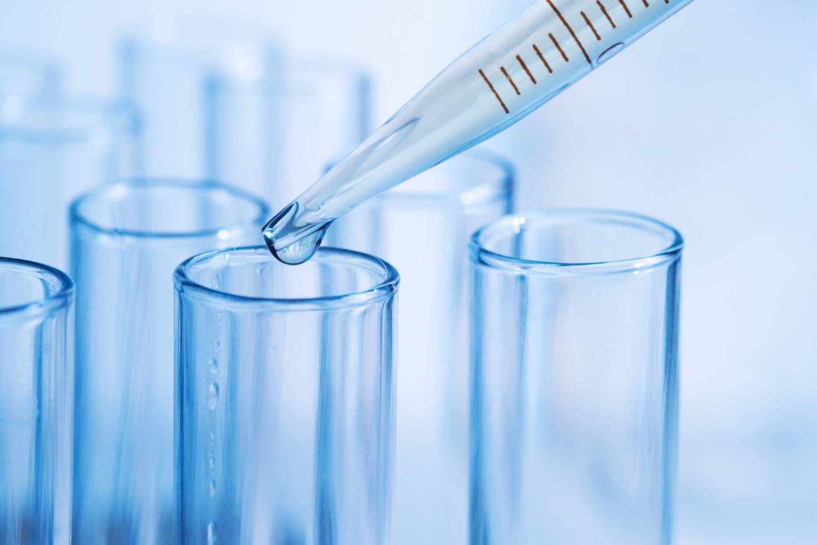 Utiliser une eau osmosée dans un laboratoire pharmaceutique à Rouen